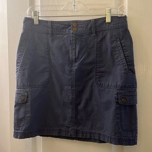 LLBean Super cute size 6 petite favorite fit skirt.